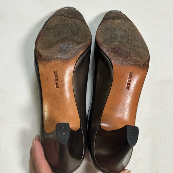 Vintage Salvatore Ferragamo two tone metallic pointed toe heels - Picture 4 of 10